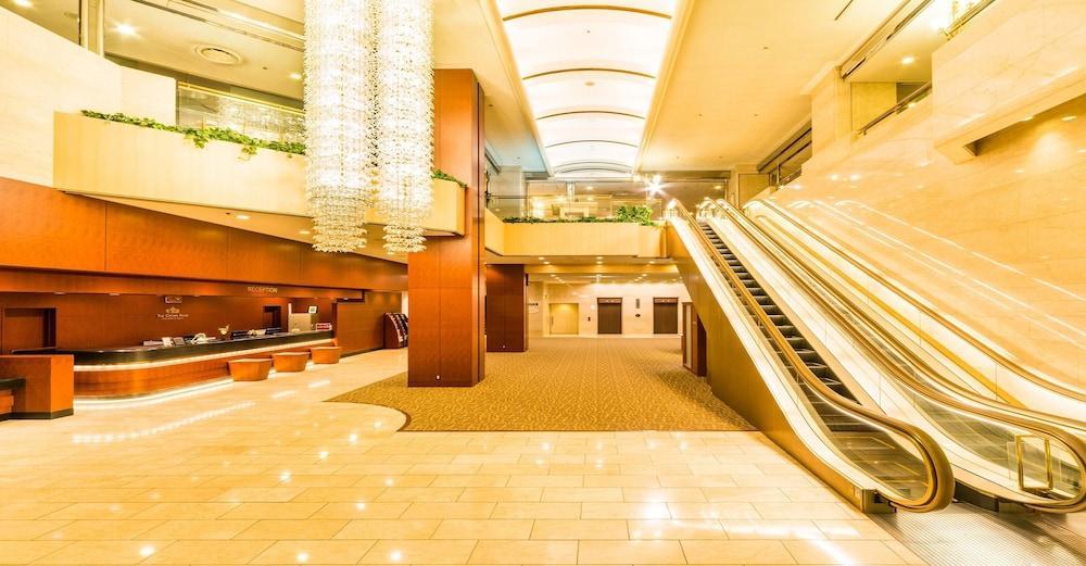 The Crown Palais New Hankyu Kochi Eksteriør billede